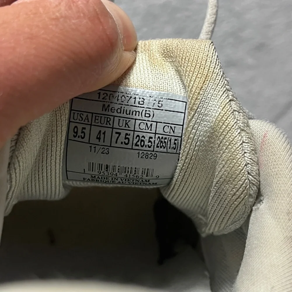 Brooks ghost 16